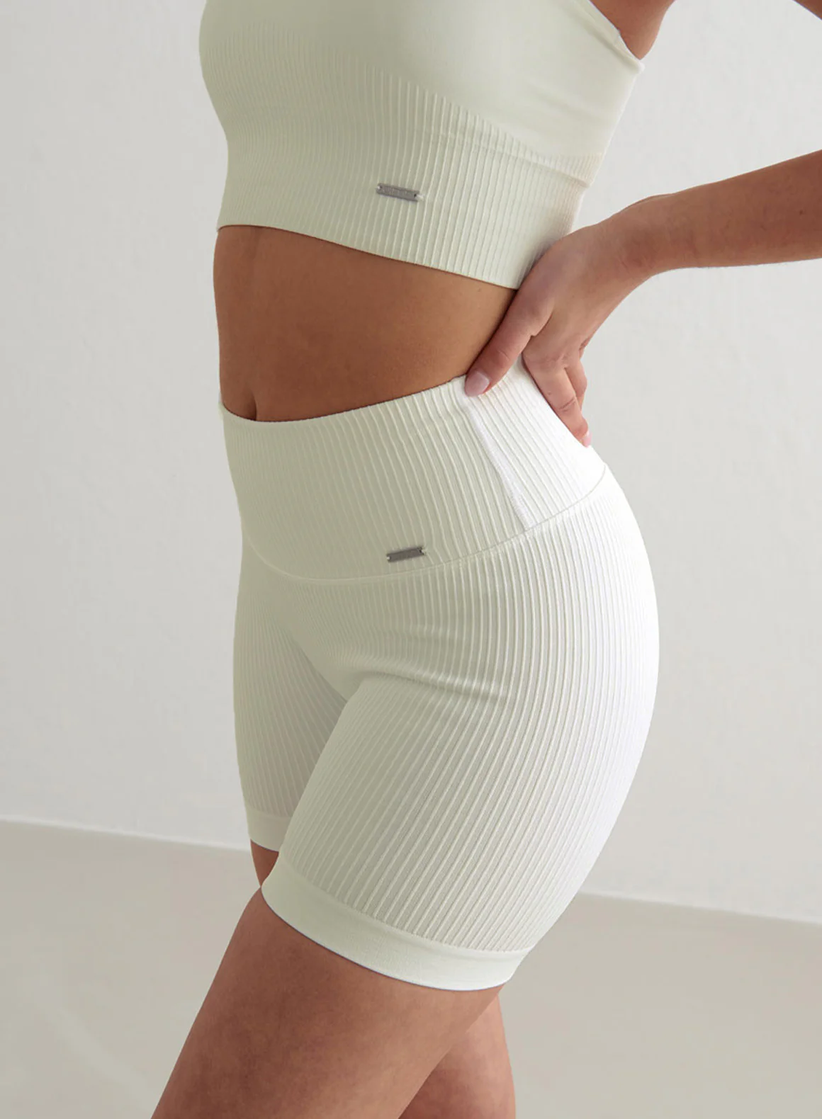 Off White Off-White Ribbed Midi Biker Shorts - Image 6