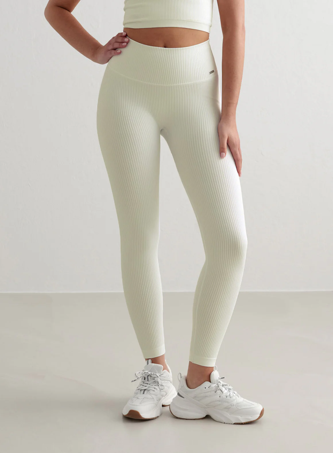 Off White Off-White Ribbed Seamless Tights - Image 5