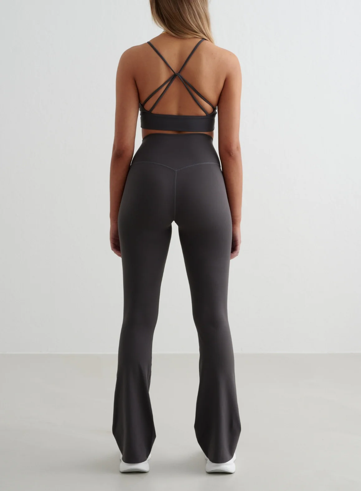 Shadow Grey Sense Strap Bra - Image 3