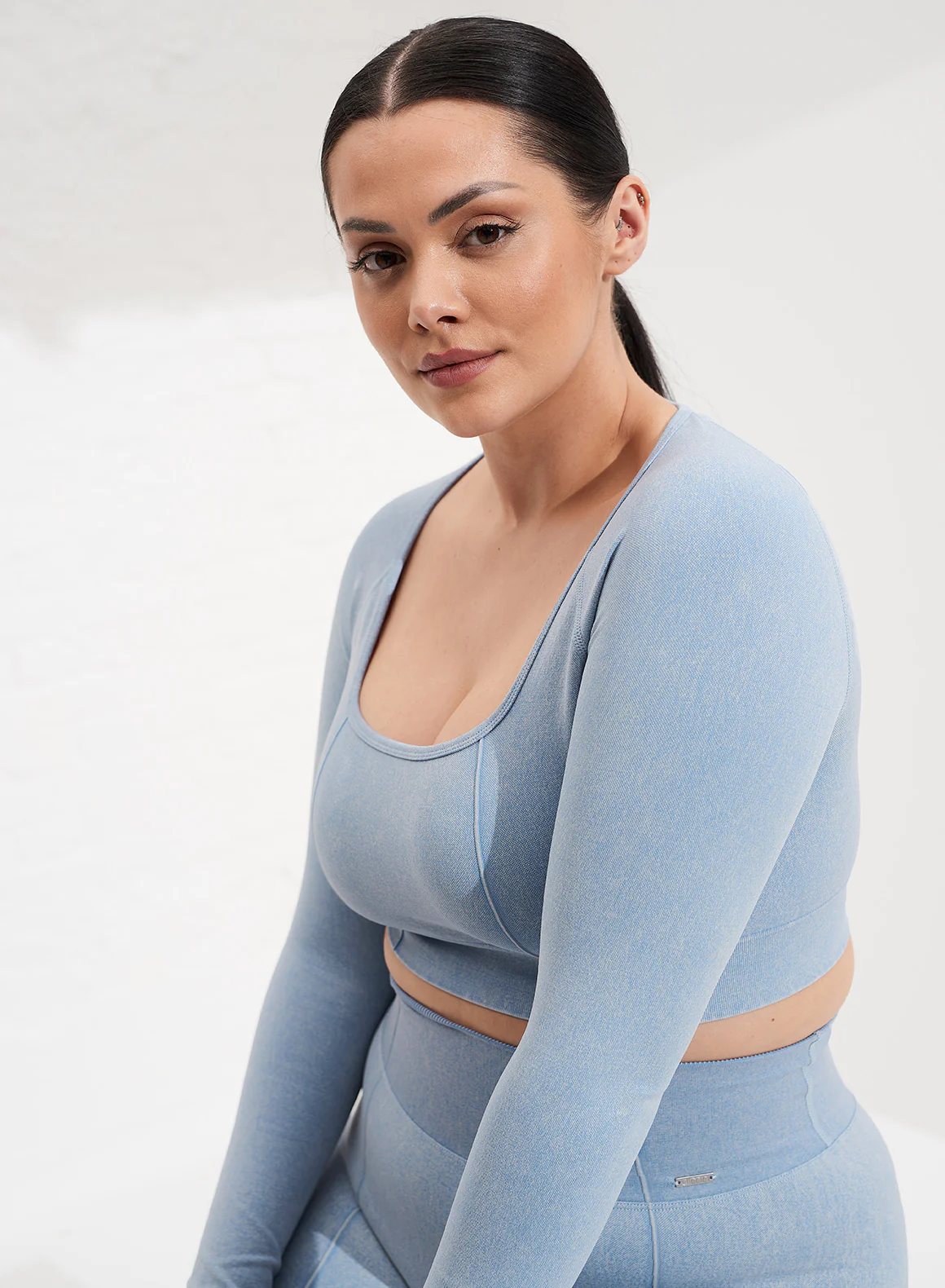 Washed Denim Washed Light Denim Seamless Crop Long Sleeve - Image 4