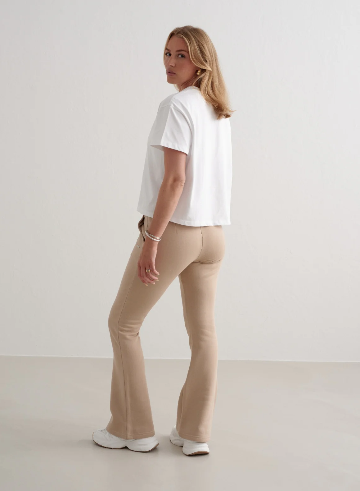 White Heritage Boxy T-shirt - Image 5