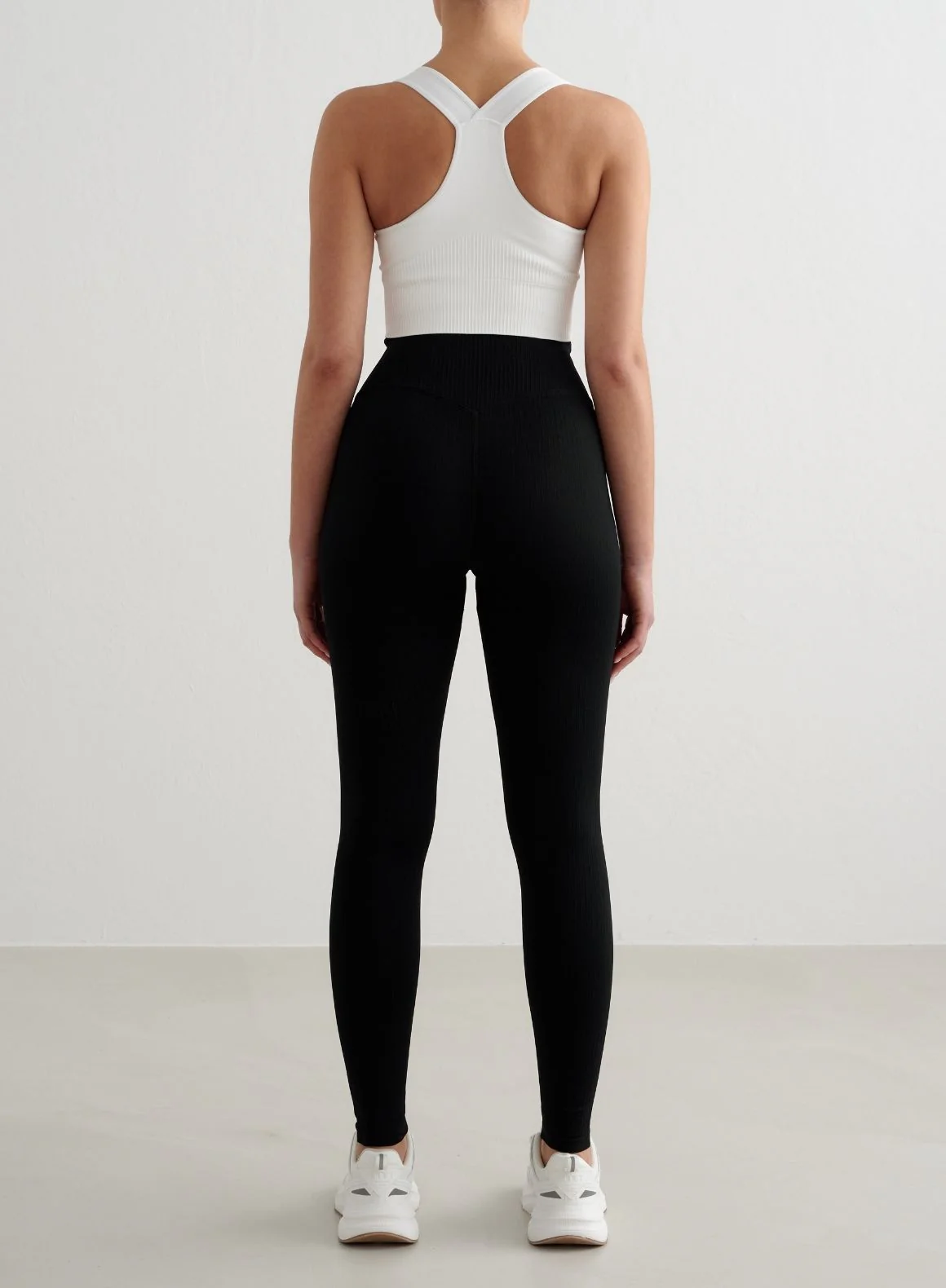 White High Support Ribbed Bra - Image 4