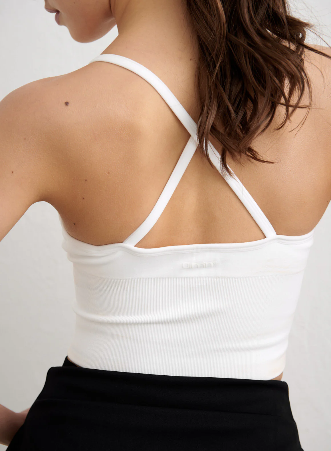 White Shape Seamless Cross Back Bralette - Image 8